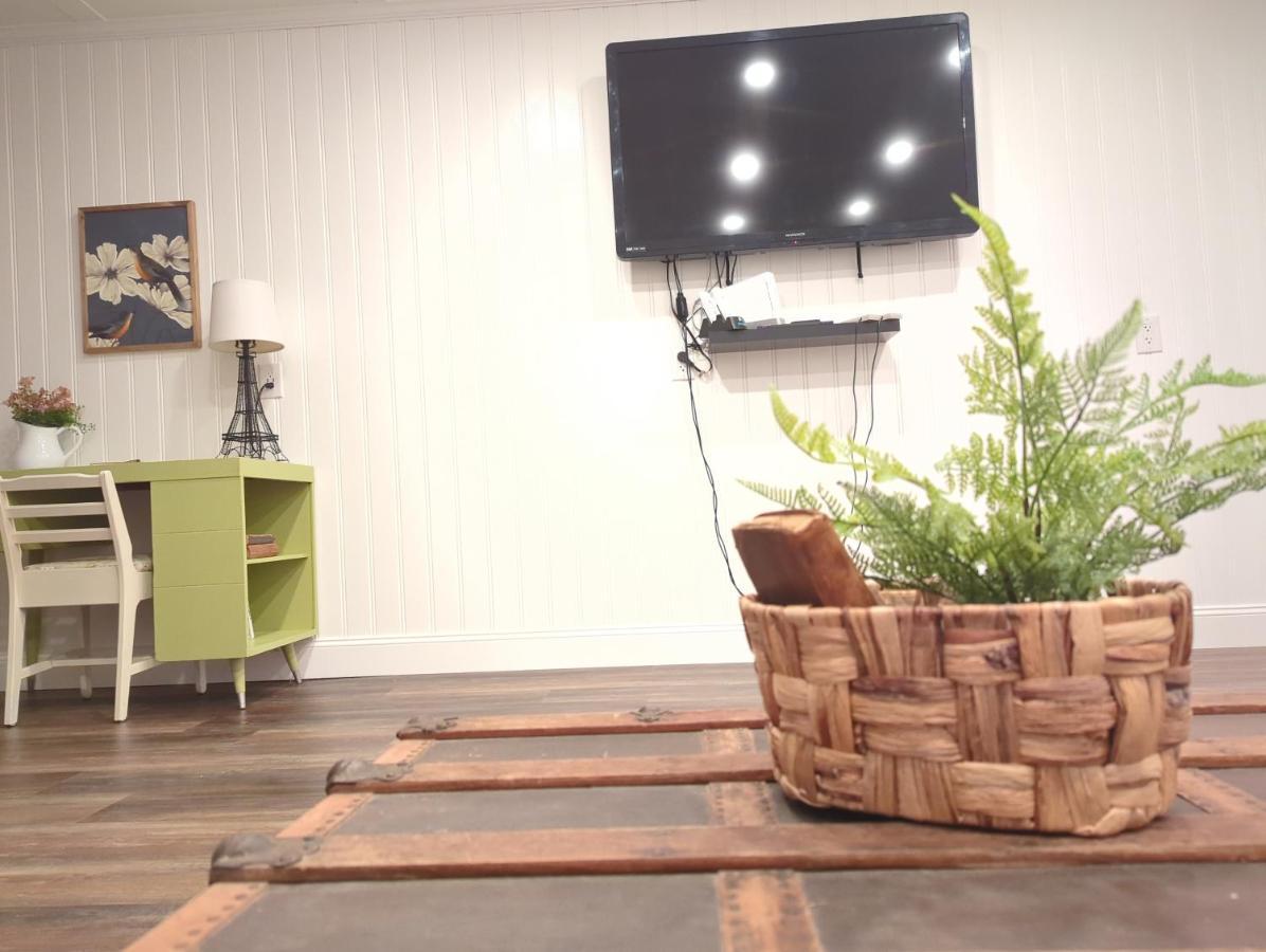 Wildflower Cottage ニューヨーク州オックスフォード市 エクステリア 写真